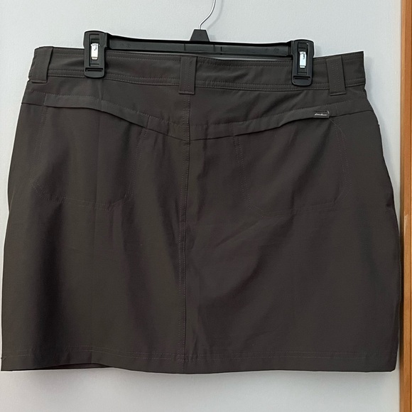 EUC Eddie Bauer women’s skort in charcoal size 12. - Picture 3 of 8